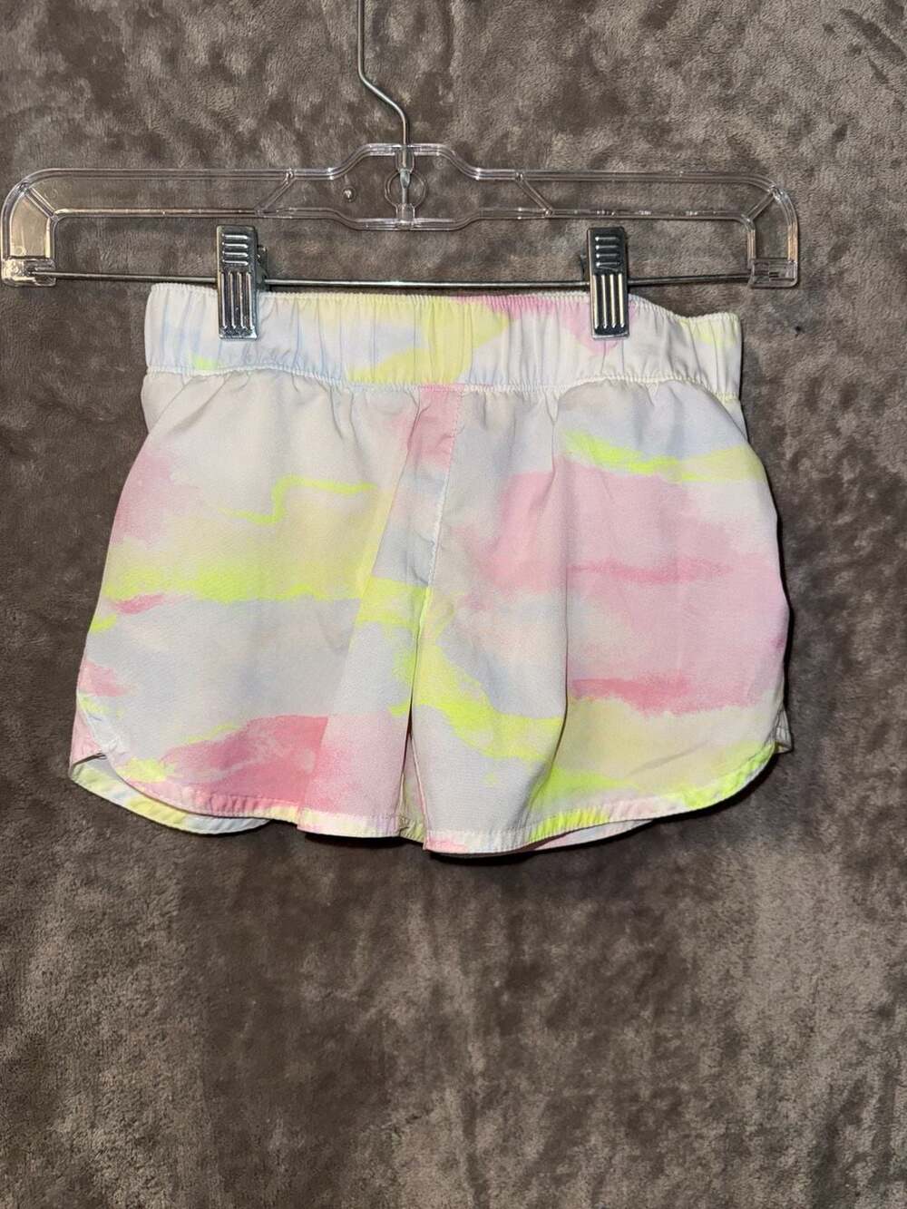 Old Navy Active Go-Dry Cool Dolphin-Hem Performance Shorts - Girls Size Medium 8